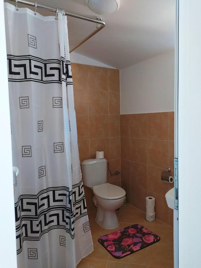Дом За Гости Осогово Apartment Kyustendil Bagian luar foto