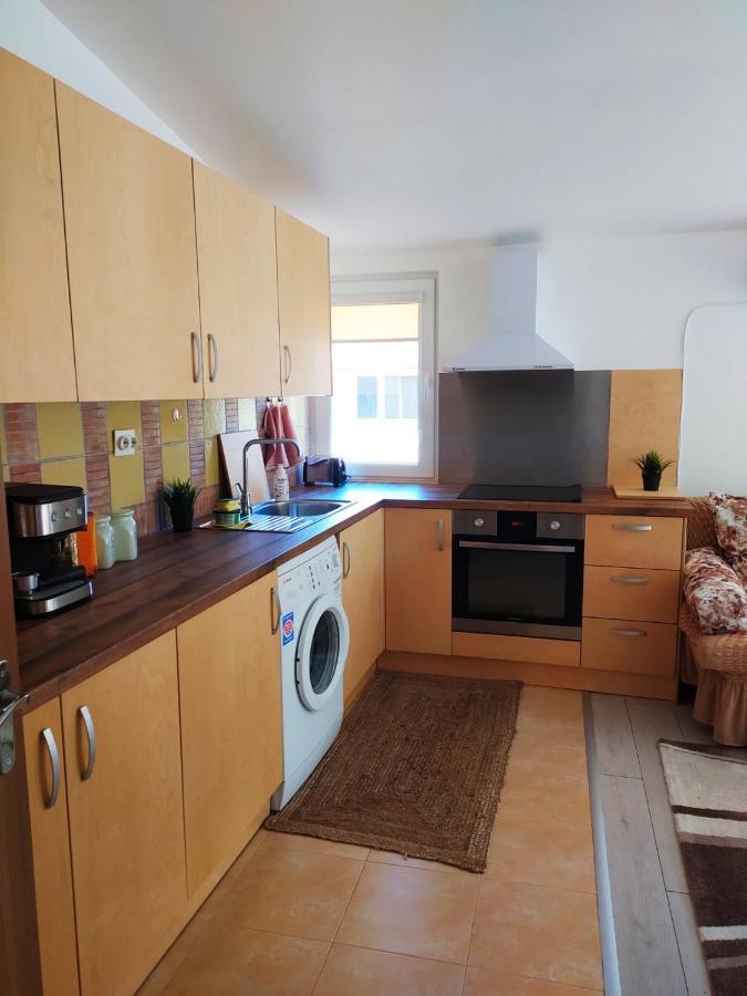 Дом За Гости Осогово Apartment Kyustendil Bagian luar foto