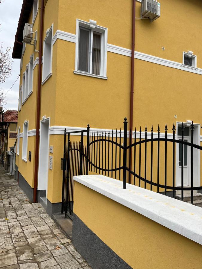 Дом За Гости Осогово Apartment Kyustendil Bagian luar foto