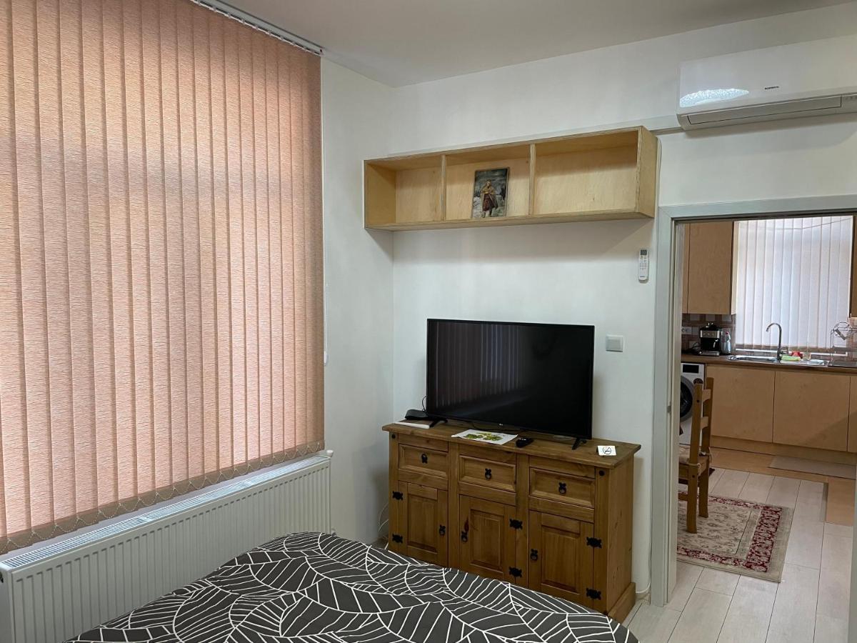 Дом За Гости Осогово Apartment Kyustendil Bagian luar foto